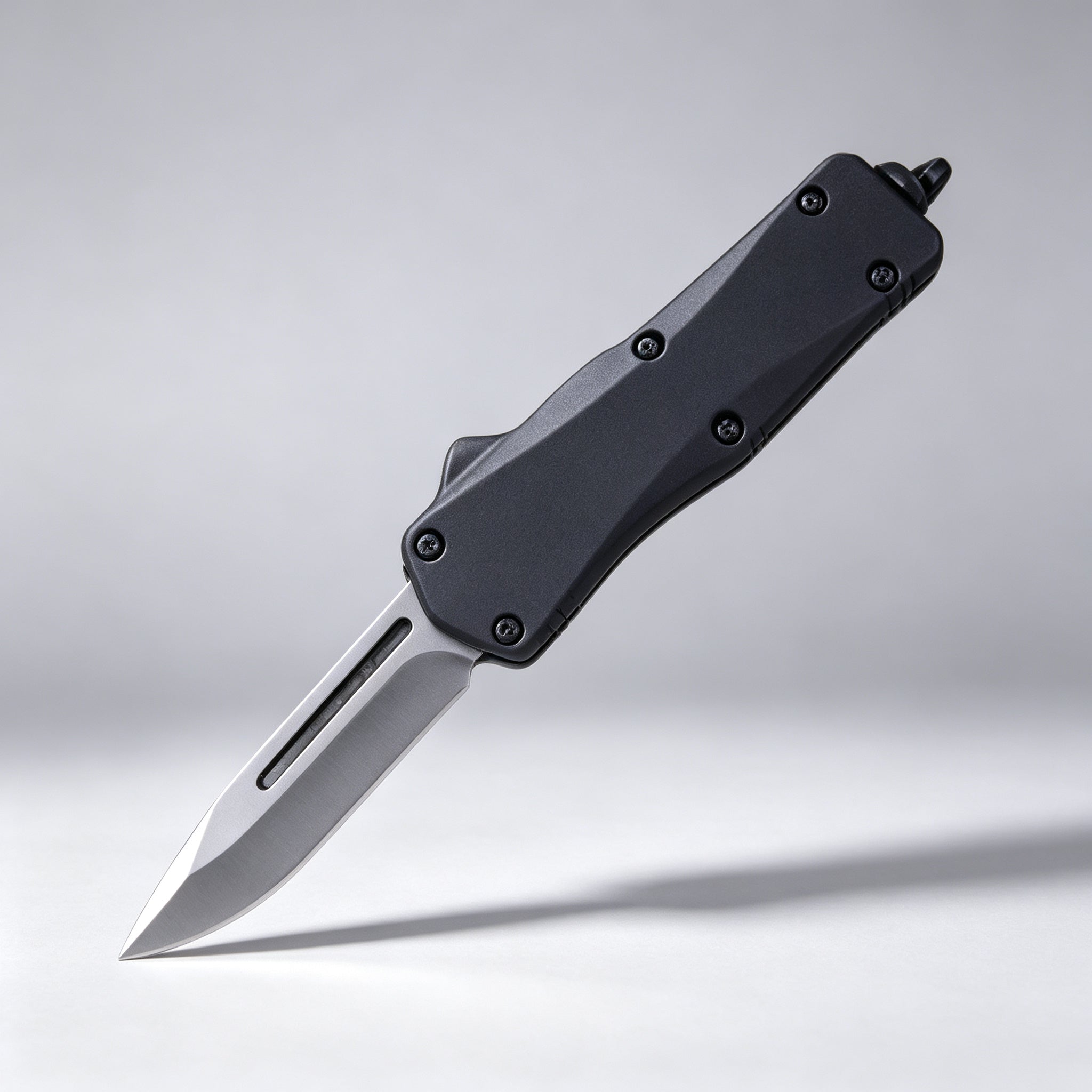 F155 Folding Knife Double-Edge Serrated – 175mm · 204g — view 2