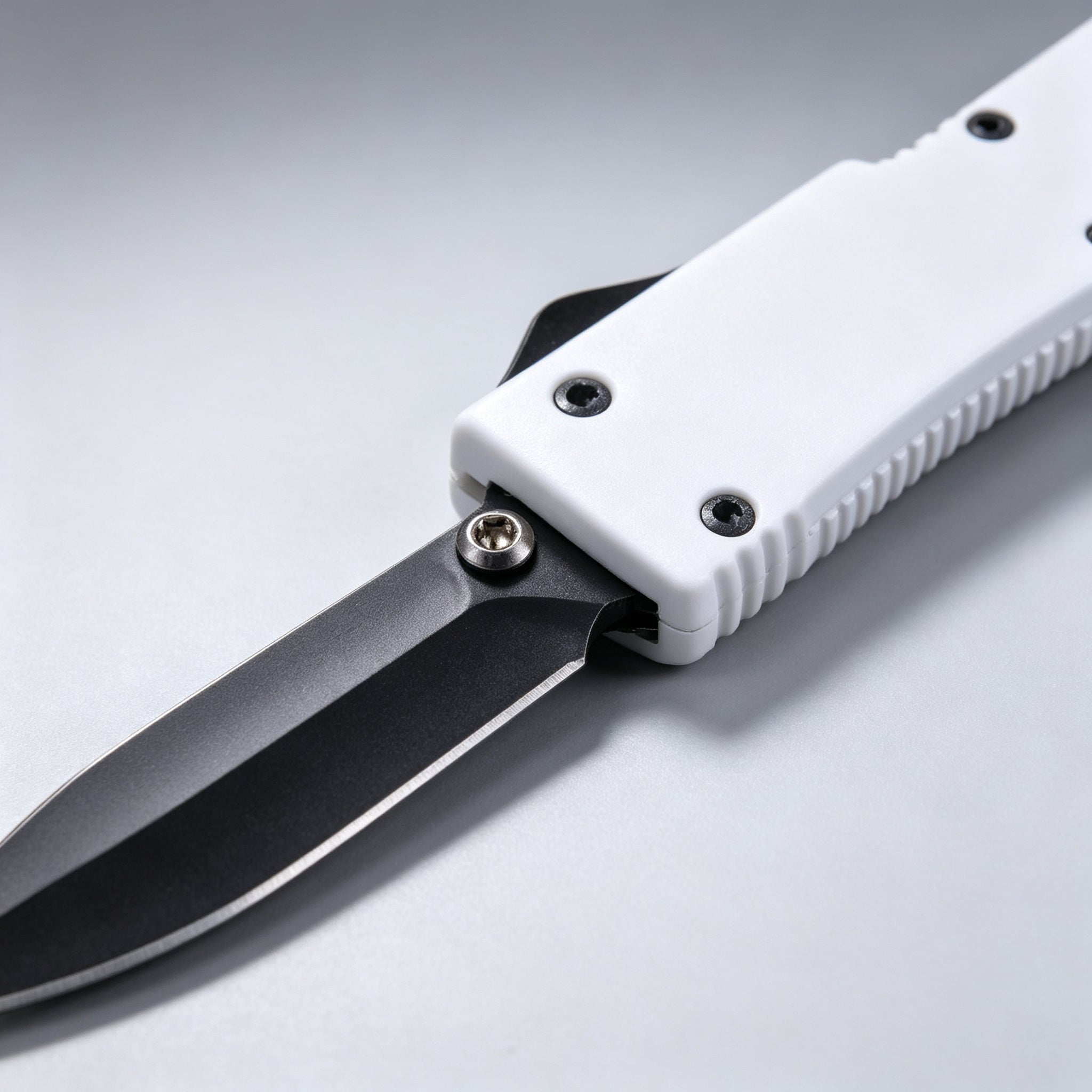 F147 Folding Knife Single-Edge – 130mm · 59.5g — view 3