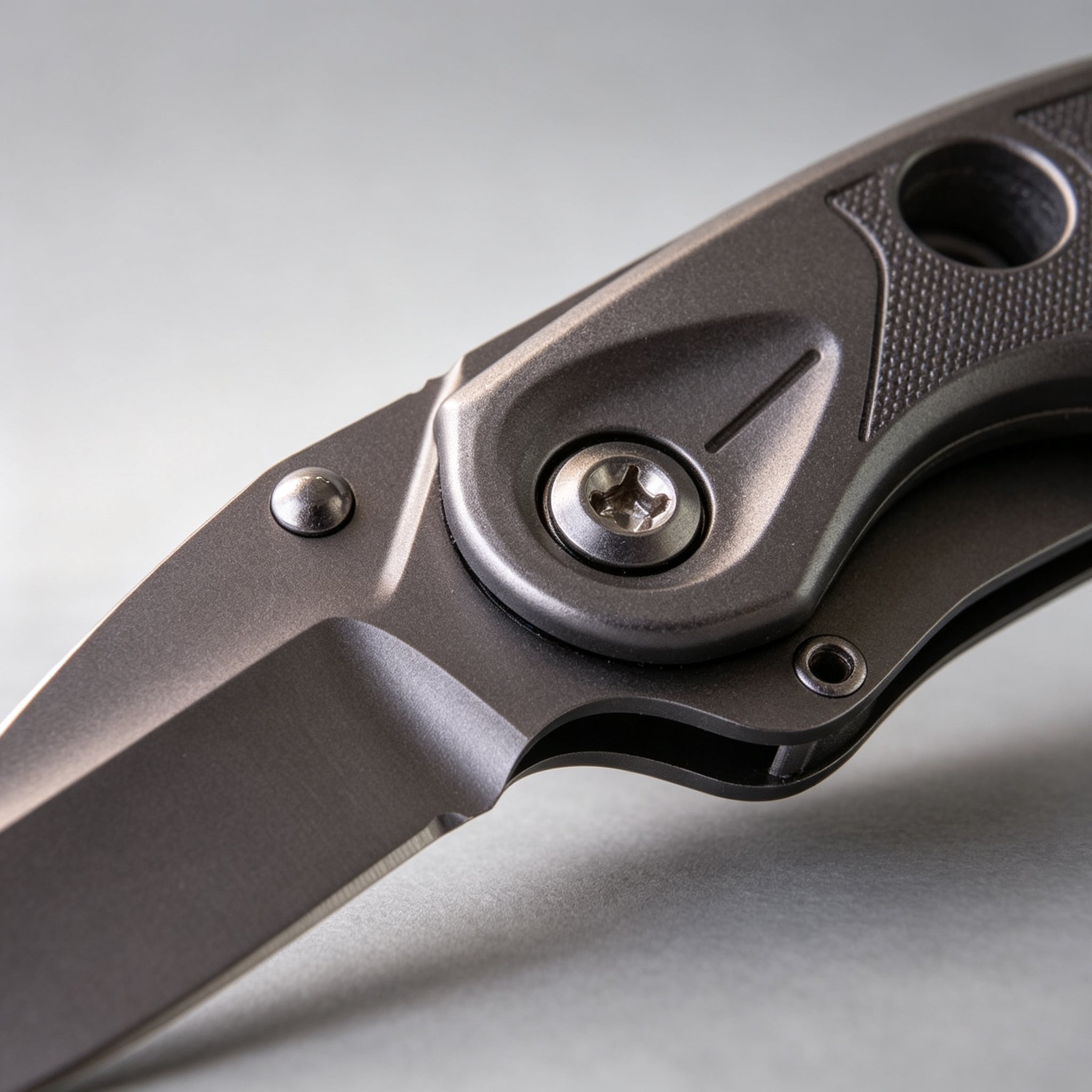 F126 Folding Knife – 225mm · 209g — view 3