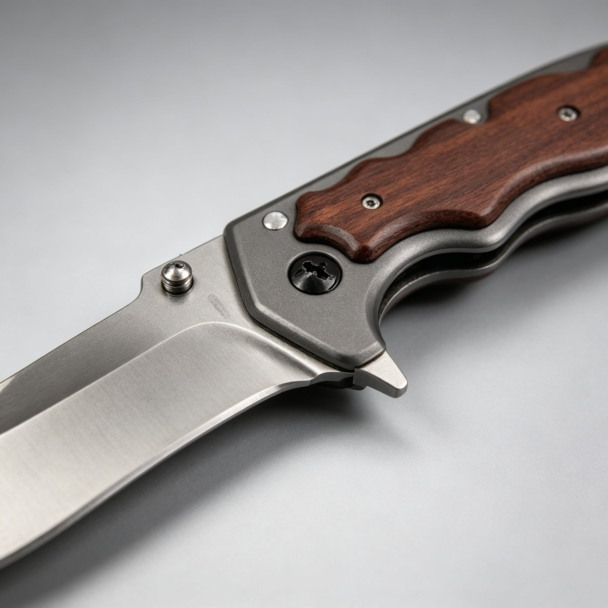 F66 Folding Knife – 222mm · 185g — view 3